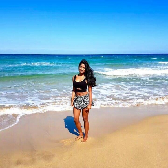 Meet your Posher, Fairooz - Picture 1 of 1